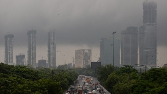 The weather department has issued an alert due to rains in the region. (Photo by Sunil Ghosh / Hindustan Times)