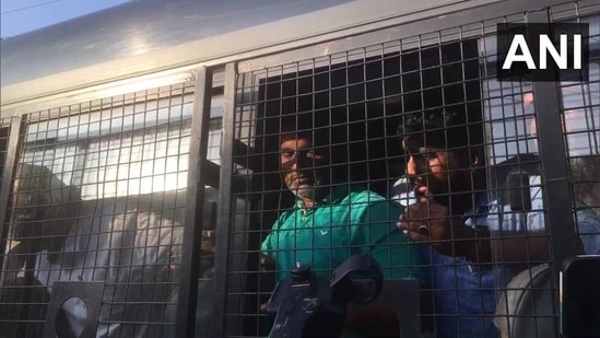 Karnataka Police detained PFI and SDPI workers protesting against NIA raid in Mangaluru, Karnataka. 