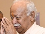 RSS chief Mohan Bhagwat met the chief Imam on Thursday and then visited a madrasa in Delhi. (HT_PRINT) RSS chief Mohan Bhagwat met the chief Imam on Thursday and then visited a madrasa in Delhi. (HT_PRINT)