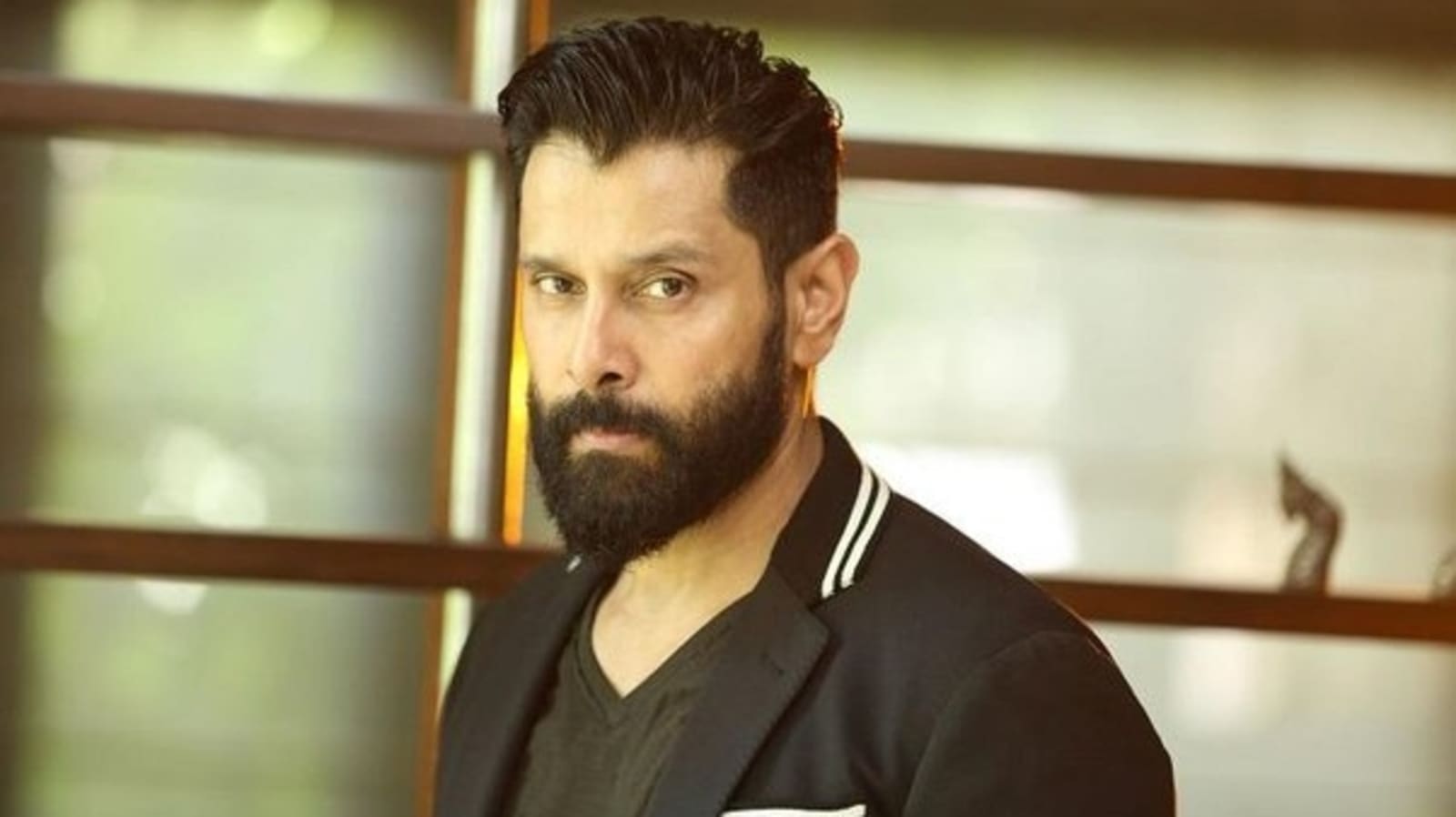 Vikram recalls staying in small lodge at the start of career; vowed to stay in a big hotel after seeing Mammootty there