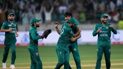 Pakistan managed to beat England by 10 wickets despite conceded 199 runs (AP) Pakistan managed to beat England by 10 wickets despite conceded 199 runs (AP)