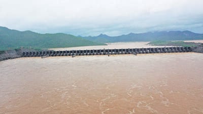 In a letter to the Centre, Telangana special chief secretary (irrigation) Rajat Kumar expressed apprehension that the state would witness massive submergence along 30 km stretch once the Polavaram project is completed. (HT Photo) In a letter to the Centre, Telangana special chief secretary (irrigation) Rajat Kumar expressed apprehension that the state would witness massive submergence along 30 km stretch once the Polavaram project is completed. (HT Photo)