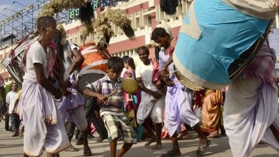 Day 5 – Dashami: Also known as Vijaya Dashami or Dussehra, this is the last day of the 10-day-long festival of Durga Puja. It is believed that on this day Maa Durga returns to her husband, Lord Shiva, on Mount Kailash. It marks the celebration of righteousness over evil. (HT Photo/Prateek Choudhury) Day 5 – Dashami: Also known as Vijaya Dashami or Dussehra, this is the last day of the 10-day-long festival of Durga Puja. It is believed that on this day Maa Durga returns to her husband, Lord Shiva, on Mount Kailash. It marks the celebration of righteousness over evil. (HT Photo/Prateek Choudhury)