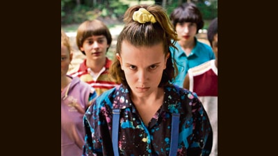 Today’s scrunchies use up to a metre of fabric each, in a vast range of colours and prints. The simple one-tone variety is on view in retro shows such as Stranger Things.