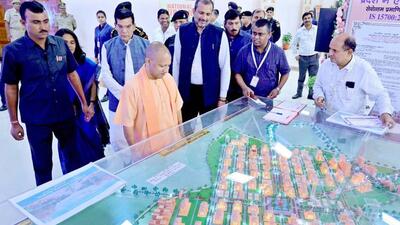 Uttar Pradesh chief minister Yogi Adityanath at the National Urban Planning and Management Conclave in Lucknow on Friday. (HT PHOTO) Uttar Pradesh chief minister Yogi Adityanath at the National Urban Planning and Management Conclave in Lucknow on Friday. (HT PHOTO)