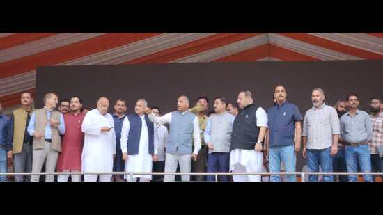 CM Jai Ram Thakur inspecting the Prime Minister Narendra Modi’s rally arrangements in Mandi on Friday. (HT Photo)