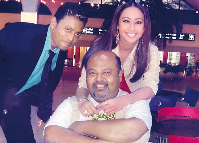 The late Irrfan Khan photobombed a picture Preeti was posing for with actor-director Saurabh Shukla The late Irrfan Khan photobombed a picture Preeti was posing for with actor-director Saurabh Shukla