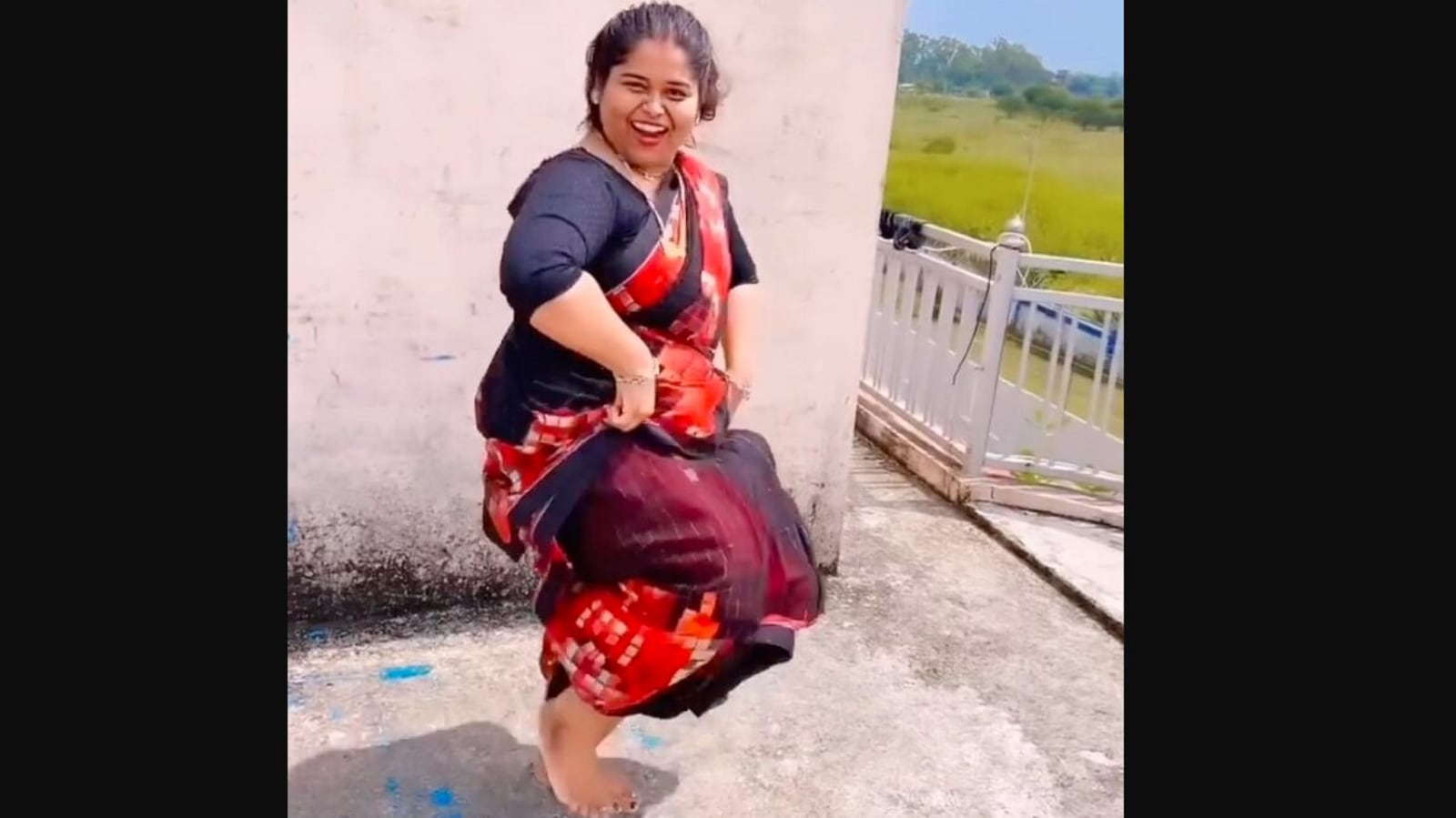 Neha Kakkar Shares Video Of Woman Dancing To O Sajna With A Sweet Caption Trending Hindustan
