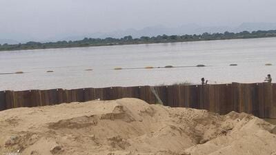 NGT said it was guided by ‘precautionary principle’ and there is anticipated danger of flooding. (BISWAJIT MOHANTY/ HT PHOTO) NGT said it was guided by ‘precautionary principle’ and there is anticipated danger of flooding. (BISWAJIT MOHANTY/ HT PHOTO)
