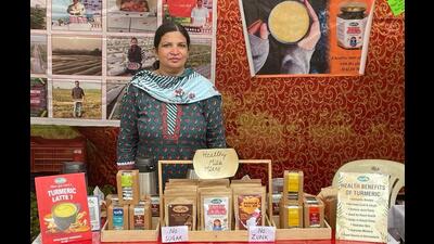 A woman entrepreneurs at Kisan Mela organized by PAU in Ludhiana. (HT photo)