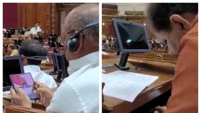 Samajwadi Party released two videos of what these two BJP MLAs were doing inside the Assembly.&nbsp;
