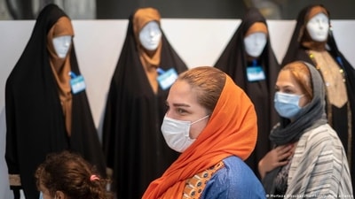 For decades, Iran's government has promoted what it considers the "Islamic dress code." (Morteza Nikoubazl/NurPhoto/picture alliance) For decades, Iran's government has promoted what it considers the "Islamic dress code." (Morteza Nikoubazl/NurPhoto/picture alliance)