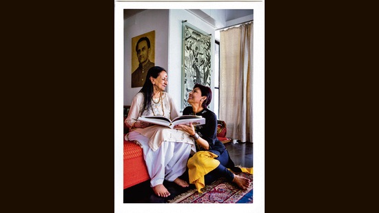 With her mother, dancer Mrinalini Sarabhai, in 2015. (Vivek Desai)