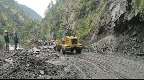 Landslides Hit Uttarakhand As Heavy Rain Continues - Hindustan Times