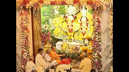 Chief Minister Yogi Aditya Nath offering prayers at Bhagwat Bhawan at Sri Krishna Janambhoomi, Mathura on Janmashtami last month (HT)