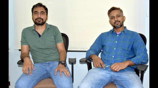 Saurabh Agnihotri (left), Ziaul Hoda co-founders of DukaanSe. (HT PHOTO) Saurabh Agnihotri (left), Ziaul Hoda co-founders of DukaanSe. (HT PHOTO)