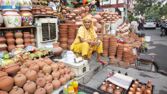 The J-K government takes action to revive the pottery industry(gettyimages)