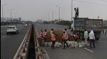 A view of the closed carriageway at Hero Honda Chowk (HHC) flyover, in Gurugram. (Vipin Kumar/HT Photo) A view of the closed carriageway at Hero Honda Chowk (HHC) flyover, in Gurugram. (Vipin Kumar/HT Photo)