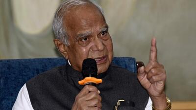 Punjab governor Banwarilal Purohit summoned the third session of the 16th Vidhan Sabha on September 27. (AFP FIle Photo) Punjab governor Banwarilal Purohit summoned the third session of the 16th Vidhan Sabha on September 27. (AFP FIle Photo)
