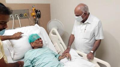 Senior Bharatiya Janata Party leader BS Yediyurappa meets former chief minister SM Krishna, at Manipal Hospital in Bengaluru on Sunday. (ANI) Senior Bharatiya Janata Party leader BS Yediyurappa meets former chief minister SM Krishna, at Manipal Hospital in Bengaluru on Sunday. (ANI)