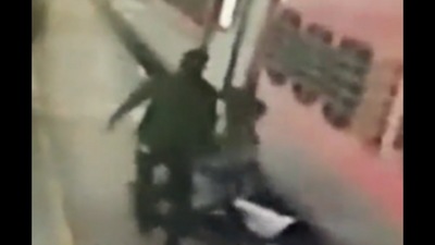 The video depicts how members of the Railway Protection Force (RPF) managed to rescue a guy who had gotten stuck between a train and a platform. (Twitter/@RPF_INDIA) The video depicts how members of the Railway Protection Force (RPF) managed to rescue a guy who had gotten stuck between a train and a platform. (Twitter/@RPF_INDIA)