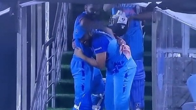 Virat Kohli, Rohit Sharma break into wild staircase celebration Virat Kohli, Rohit Sharma break into wild staircase celebration