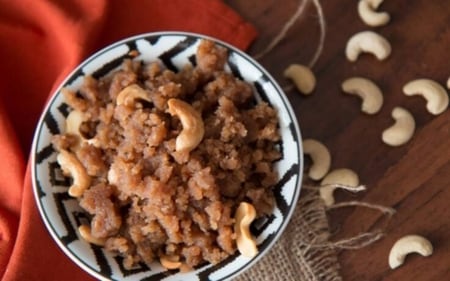Singhare atte ka halwa (pinterest) Singhare atte ka halwa (pinterest)