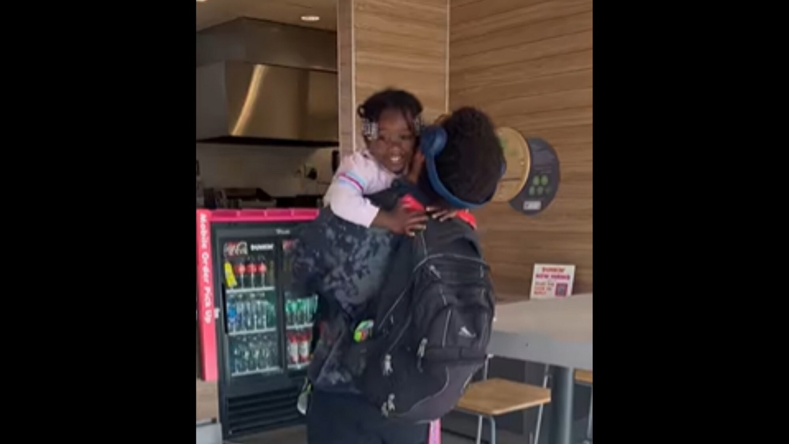 Tecno Phantom X2 With Curved AMOLED, Dimensity 9000 SoC Goes On Sale In