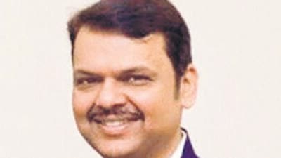 Mumbai, Sep 09 (ANI): Maharashtra Governor Bhagat Singh Koshyari meets State Deputy Chief Minister Devendra Fadnavis and his wife Amruta Fadnavis, at their residence 'Sagar', in Mumbai on Friday. (ANI Photo/ Devendra Fadnavis Twitter) (Devendra Fadnavis Twitter)