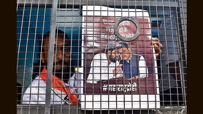 Police detain NCP activists during their protest against Eknath Shinde and Devendra Fadnavis government who took the employment of the youth of Maharashtra to foreign states as the 1 lakh 54 thousand crore project of Vedanta Group and Foxconn Company planned in Maharashtra was rushed to Gujarat (HT PHOTO) Police detain NCP activists during their protest against Eknath Shinde and Devendra Fadnavis government who took the employment of the youth of Maharashtra to foreign states as the 1 lakh 54 thousand crore project of Vedanta Group and Foxconn Company planned in Maharashtra was rushed to Gujarat (HT PHOTO)