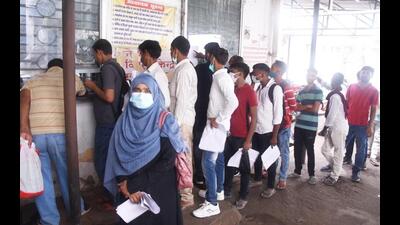 At PMCH on Monday. (Santosh Kumar/HT Photo) At PMCH on Monday. (Santosh Kumar/HT Photo)