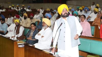 The one-day Punjab assembly session will be held here on Tuesday during which issues related to stubble burning, goods and services tax (GST) and power supply will be taken up for discussion. (HT File/Representational image)