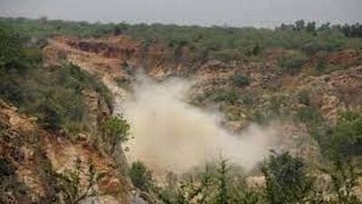 Several banquet halls, recreational complexes and housing projects in Haryana’s Aravalli hills have applied for forest clearance (HT Photo) Several banquet halls, recreational complexes and housing projects in Haryana’s Aravalli hills have applied for forest clearance (HT Photo)