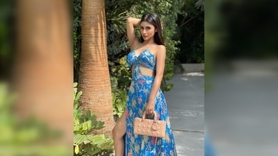 Mouni Roy donned a stunning blue easy-breezy floral gown and struck some bold poses for her Instagram family. (Instagram/@imouniroy) Mouni Roy donned a stunning blue easy-breezy floral gown and struck some bold poses for her Instagram family. (Instagram/@imouniroy)
