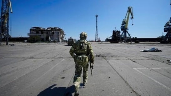 The war in Ukraine creates a vicious cycle of disruption of global supply chains, which in turn affects the prices of energy and essential commodities as well as their domestic pricing strategies and export policies.(AP)