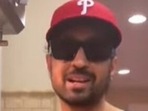 Diljit Dosanjh took his fans inside his kitchen as he prepared 'kaatilana khatrnak chicken'. Diljit Dosanjh took his fans inside his kitchen as he prepared 'kaatilana khatrnak chicken'.