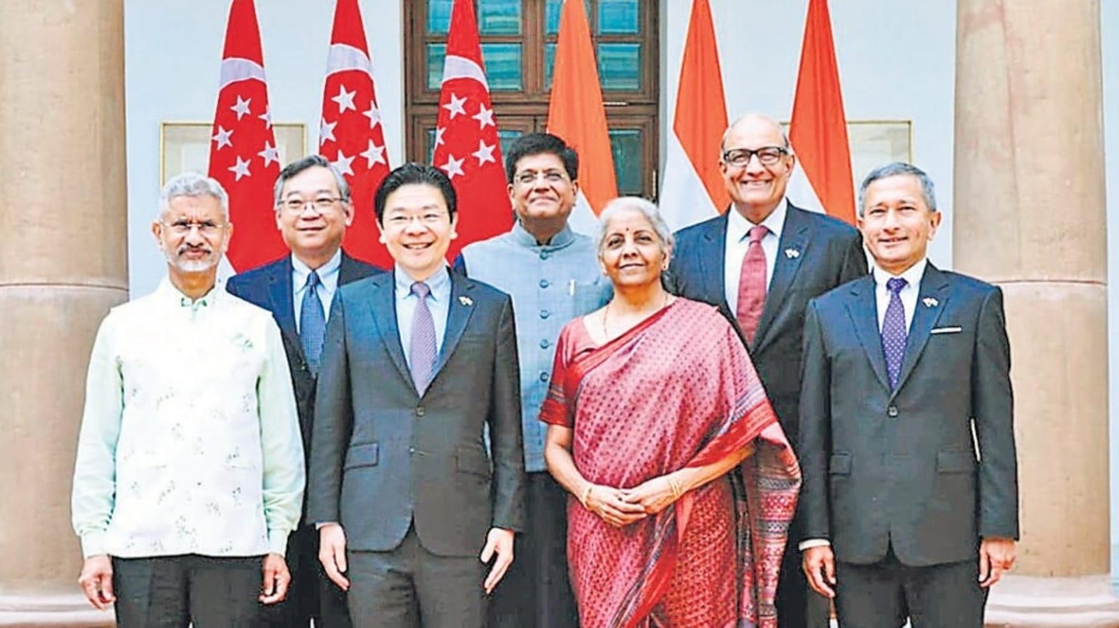 India-Singapore Ministerial Roundtable: Strengthening Bilateral Ties ...