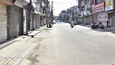 Ludhiana MC officials said 6% plastic will be used in construction of the road with 94% bitumen and the project will be taken up at a cost of  ₹43.30 lakh. (HT FILE)