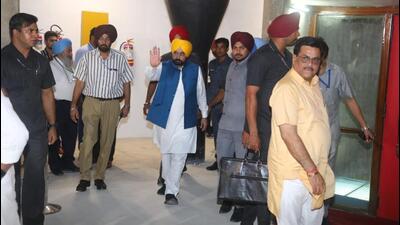 Punjab chief minister Bhagwant Mann arriving to attend the assembly session in Chandigarh on Tuesday. (Ravi Kumar/HT) Punjab chief minister Bhagwant Mann arriving to attend the assembly session in Chandigarh on Tuesday. (Ravi Kumar/HT)