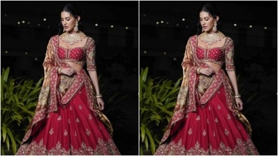 Amyra played muse to fashion designer Deep Khatri and picked a stunning ethnic ensemble for the show. (Instagram/@amyradastur93) Amyra played muse to fashion designer Deep Khatri and picked a stunning ethnic ensemble for the show. (Instagram/@amyradastur93)
