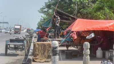 The Yamuna had breached the danger mark of 205.33 metres on August 12, following which around 7,000 people were evacuated from the low-lying areas near the riverbanks. (PTI) The Yamuna had breached the danger mark of 205.33 metres on August 12, following which around 7,000 people were evacuated from the low-lying areas near the riverbanks. (PTI)