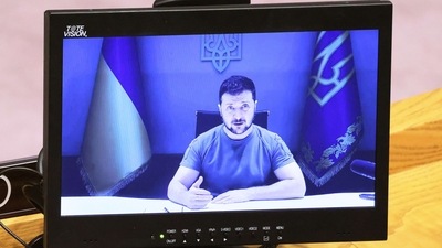 Ukrainian President Zelensky joined the meeting via video and reiterated his request for the changes to the Security Council that he made during the General Assembly last week and called for the expulsion of Russia from the Council. (AFP)