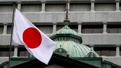 Japan-Russia Relations: A Japanese flag flutters in Tokyo. (Reuters file photo)