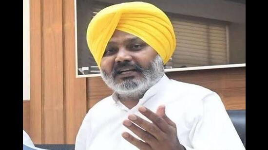 Cheema claimed that during the business advisory committee meeting, it was decided that zero hour will be held on Monday. (HT file photo) Cheema claimed that during the business advisory committee meeting, it was decided that zero hour will be held on Monday. (HT file photo)