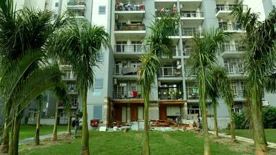 Noida, India - September 28, 2022: A view inside Grand Omaxe society where Shrikant Tyagi's wife got 15 large trees replanted, in Noida, India, on Wednesday, September 28, 2022. (Photo by Sunil Ghosh / Hindustan Times) (Hindustan Times) Noida, India - September 28, 2022: A view inside Grand Omaxe society where Shrikant Tyagi's wife got 15 large trees replanted, in Noida, India, on Wednesday, September 28, 2022. (Photo by Sunil Ghosh / Hindustan Times) (Hindustan Times)