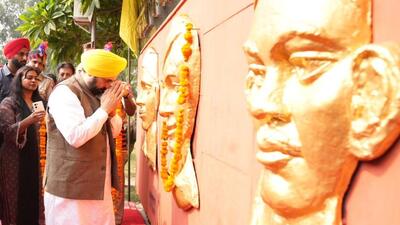 Punjab CM Bhagwant Mann was here to pay tributes to freedom fighter Bhagat Singh on his 115th birthday anniversary. Bhagat Singh and his associates – Rajguru and Sukhdev—were cremated at Hussainiwala. (HT Photo)