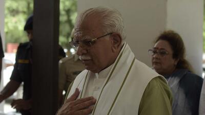 Chief minister Manohar Lal Khattar and Union minister for environment, forest and climate change Bhupender Yadav on Wednesday took off for a two-day visit to the United Arab Emirates to take a look at the Sharjah Safari park, which is spread over about 800 hectares and houses 120 wildlife species. (HT Archive) Chief minister Manohar Lal Khattar and Union minister for environment, forest and climate change Bhupender Yadav on Wednesday took off for a two-day visit to the United Arab Emirates to take a look at the Sharjah Safari park, which is spread over about 800 hectares and houses 120 wildlife species. (HT Archive)