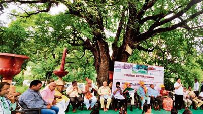 Forum for Better Hyderabad chairman M Vedakumar, who organised a memorial and solidarity meet on Wednesday to pay homage to the victims of 1908 floods, said the massive floods to the Musi river left a trail of destruction on either side and completely wiped out more than 18,000 human settlements. (HT Photo) Forum for Better Hyderabad chairman M Vedakumar, who organised a memorial and solidarity meet on Wednesday to pay homage to the victims of 1908 floods, said the massive floods to the Musi river left a trail of destruction on either side and completely wiped out more than 18,000 human settlements. (HT Photo)
