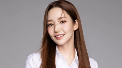 Park Min Young dated Lee Min Ho in 2011. Park Min Young dated Lee Min Ho in 2011.