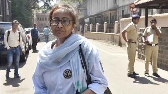 Mumbai, India - February 28, 2017: Rabia Amin mother of Jiah Khan outside Session court in Mumbai, India, on Tuesday, February 28, 2017. (Photo by Anshuman Poyrekar/Hindustan Times) (Anshuman Poyrekar/HT PHOTO)